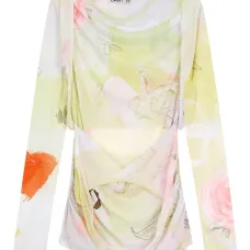 Топ с графичным принтом