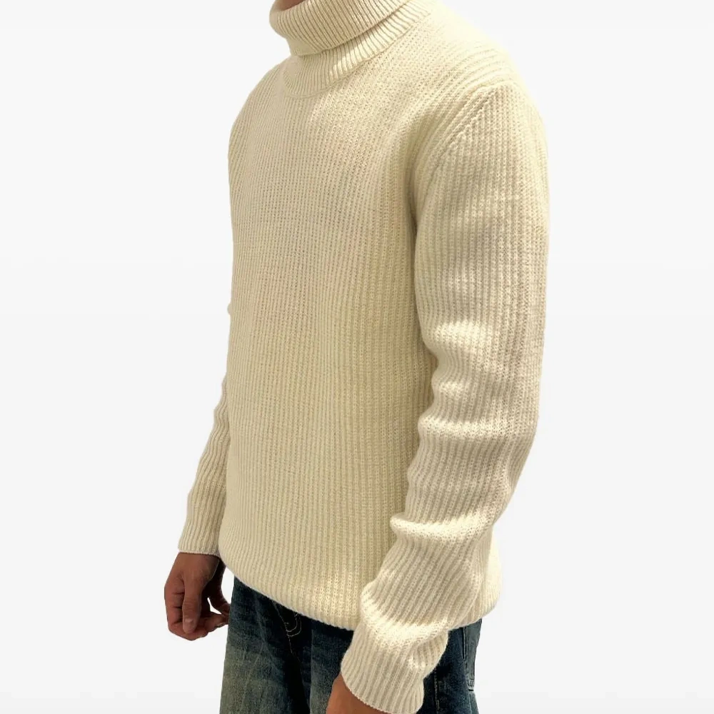 Свитер с воротником-стойкой