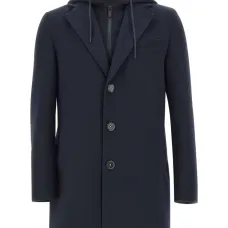 Пальто на пуговицах с капюшоном