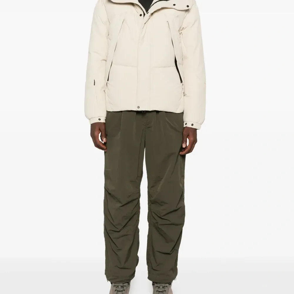 Стёганое пальто с капюшоном