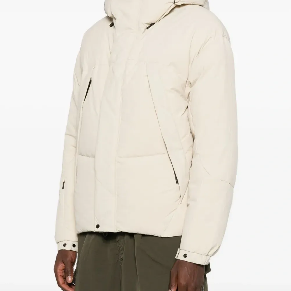 Стёганое пальто с капюшоном