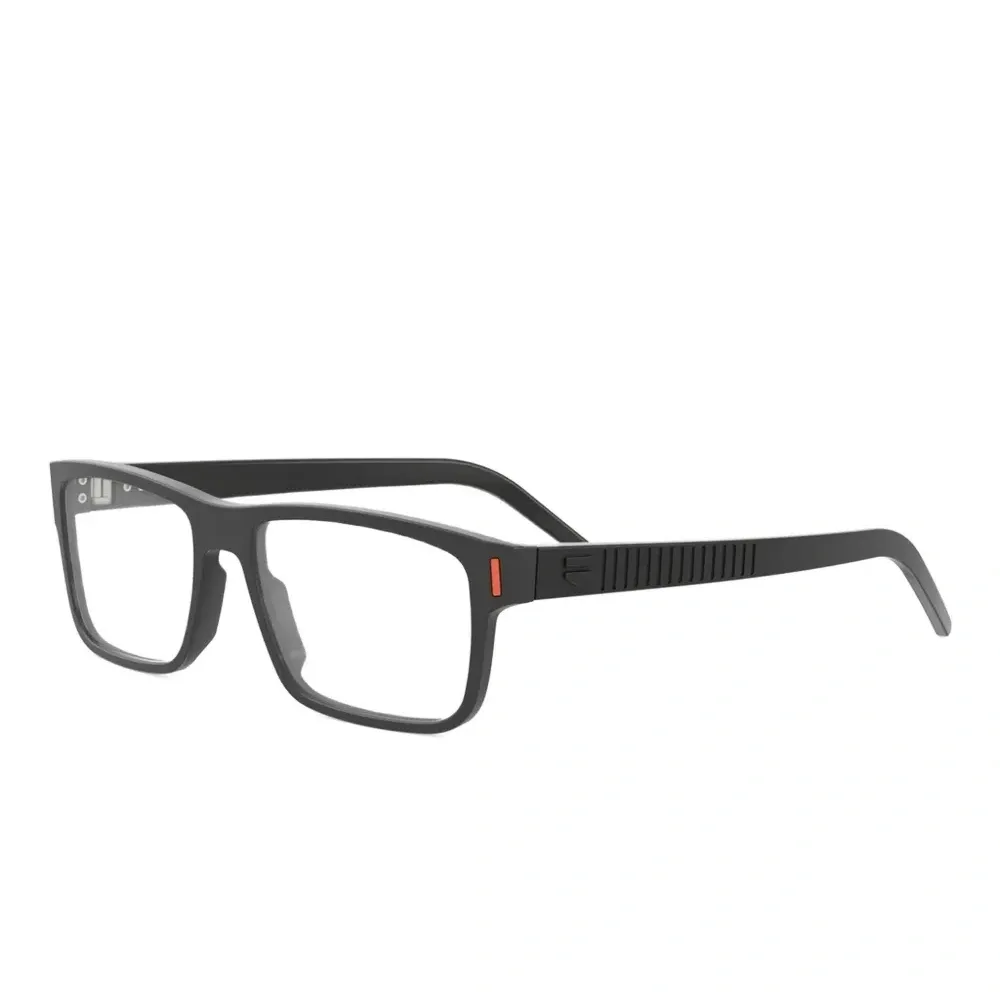 Очки в прямоугольной оправе