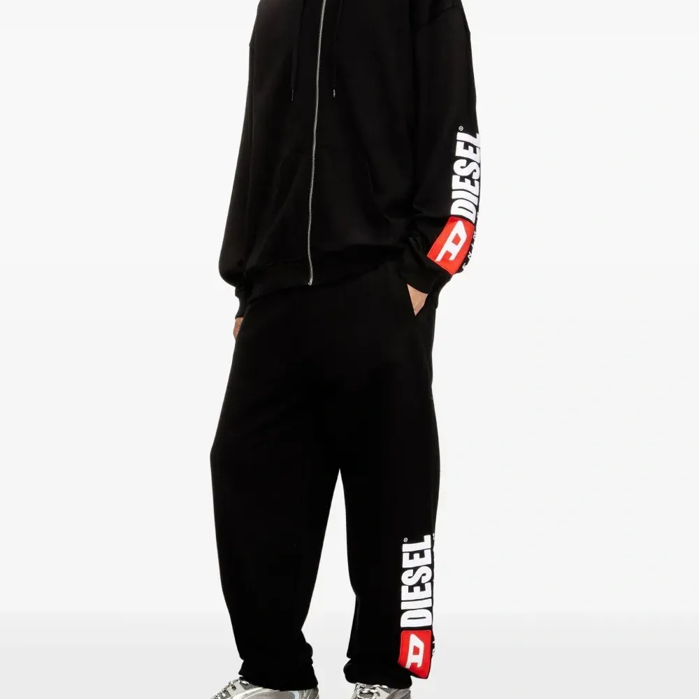 Спортивные брюки P-Marky-Div