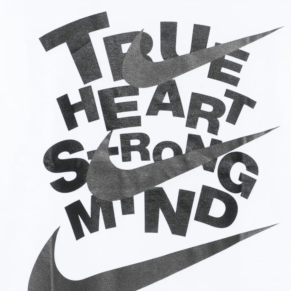 Футболка с принтом-слоганом