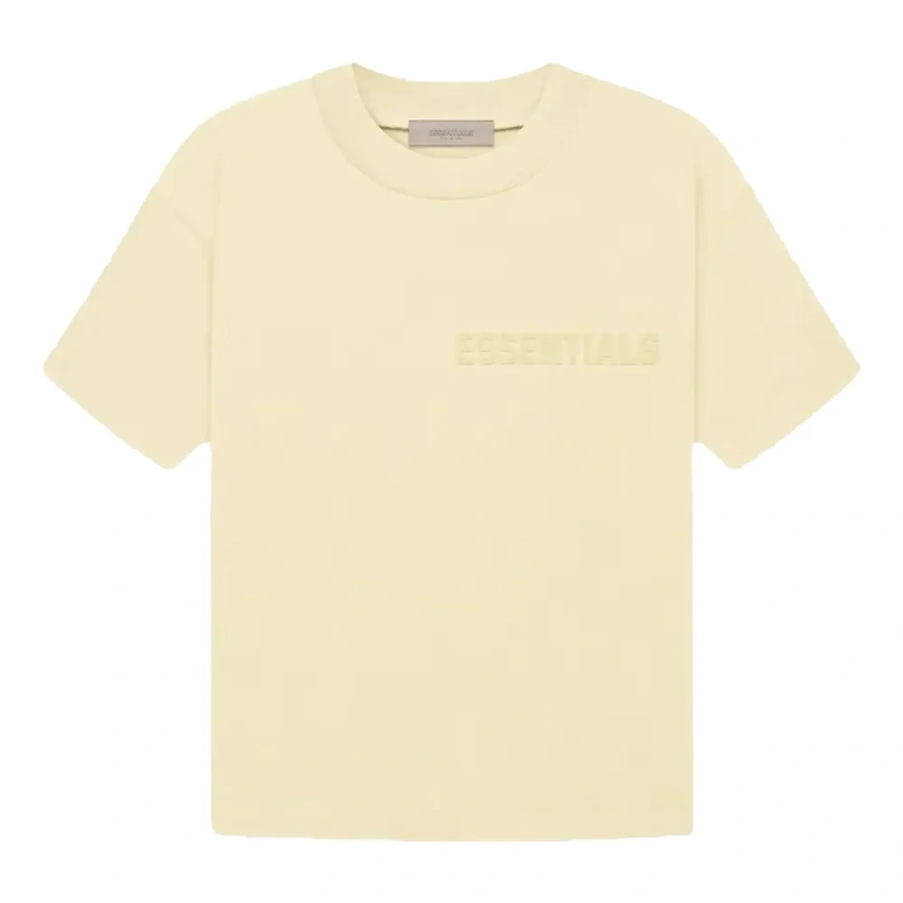 Футболка с логотипом