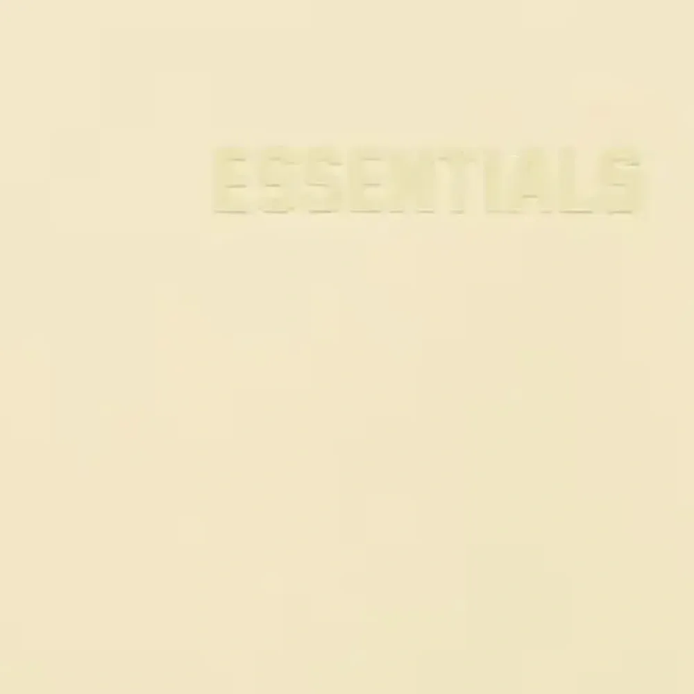 Футболка с логотипом