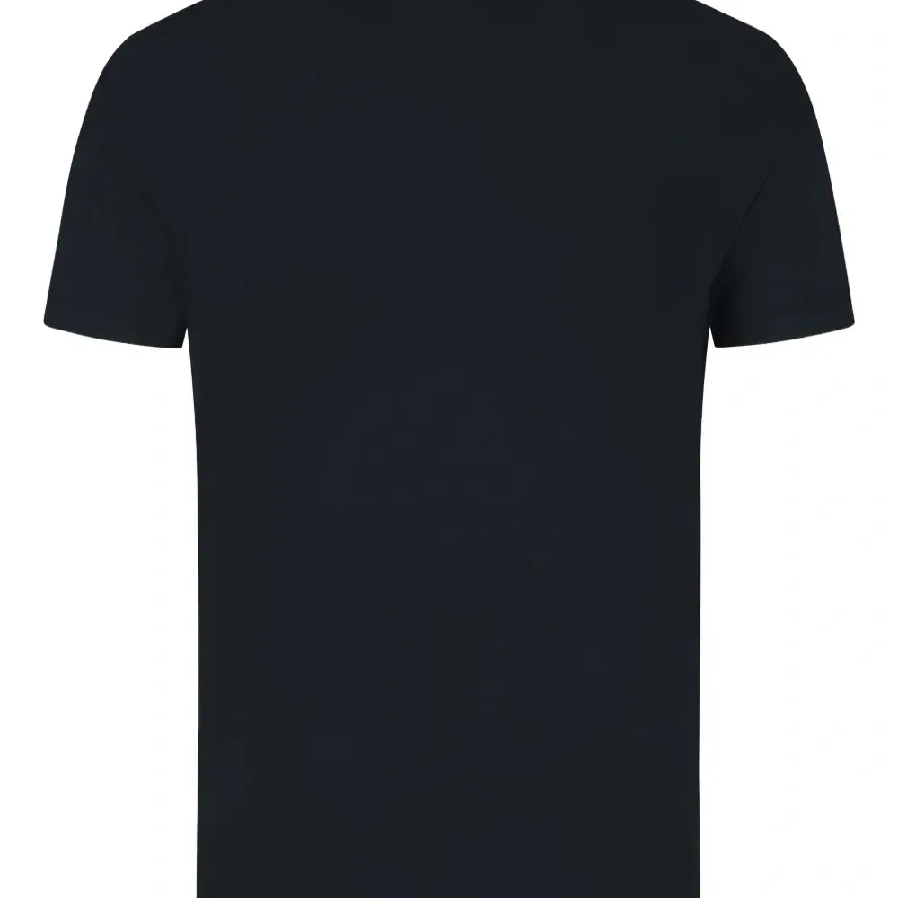 Футболка с нашивкой-компасом