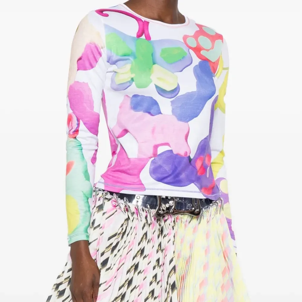 Футболка с абстрактным принтом Футболка с абстрактным принтом