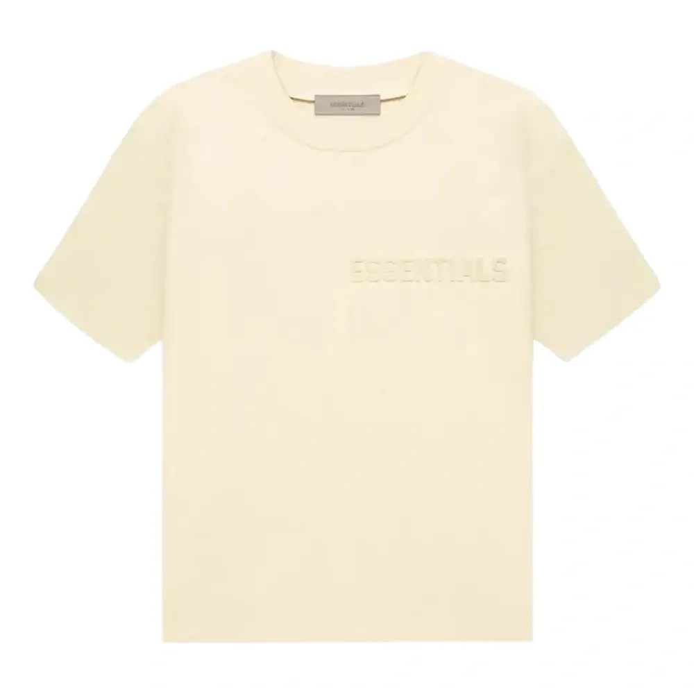 Футболка с логотипом