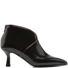 Ботинки с контрастной отделкой