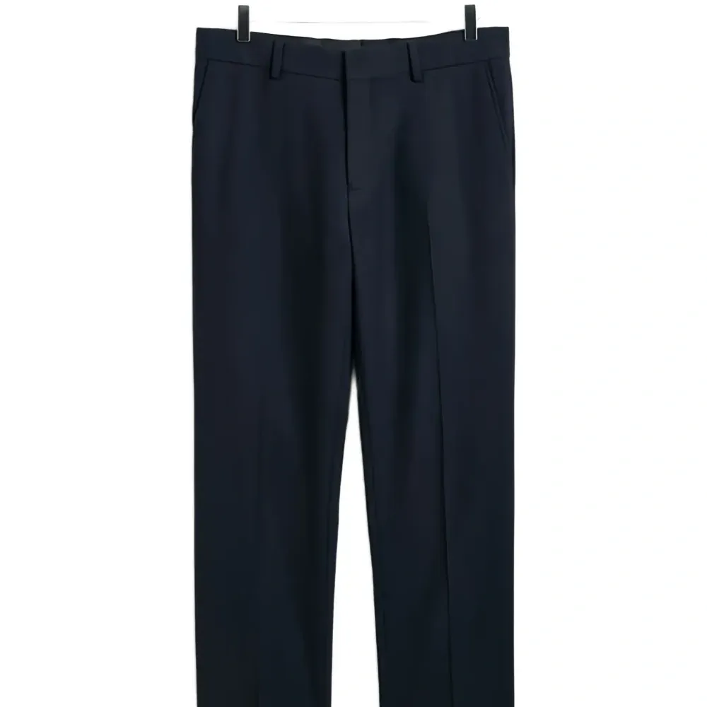 Брюки на пуговицах