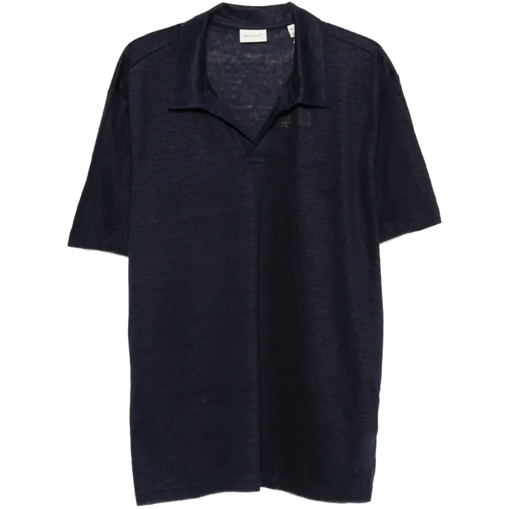 Футболка с V-образным вырезом