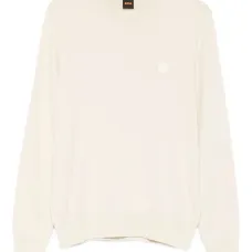 Свитер с нашивкой-логотипом