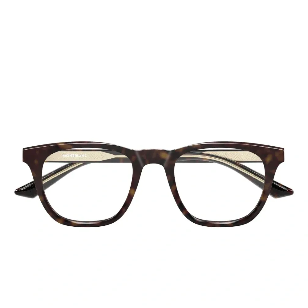 Очки в геометричной оправе