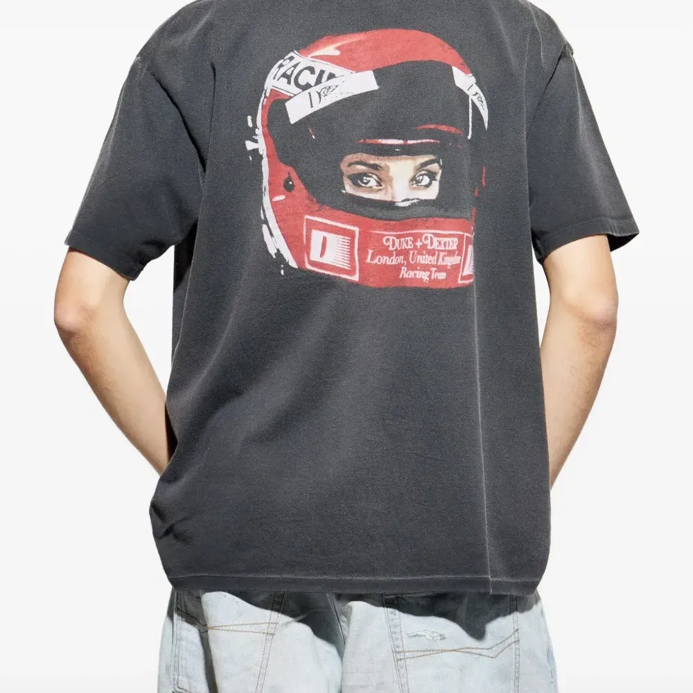 Футболка с графическим принтом