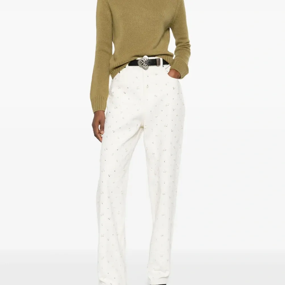 Свитер с высоким воротом