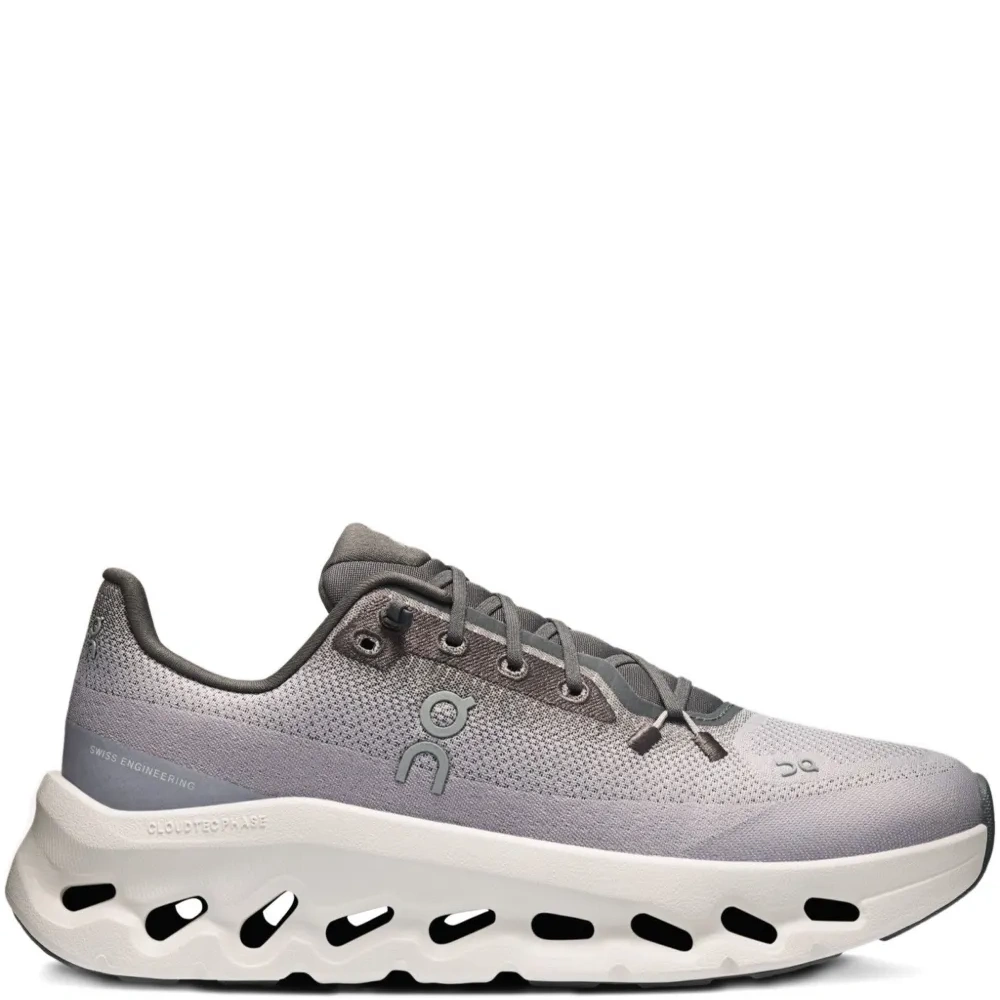 Кроссовки Cloudtilt на шнуровке