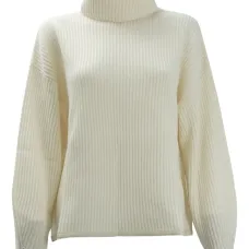 Свитер в рубчик с высоким воротником