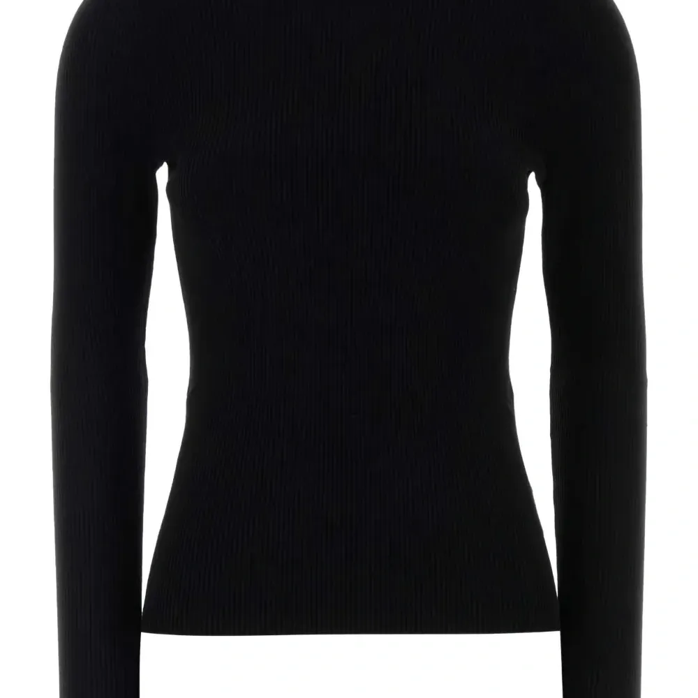 Рифленый (или в рубчик) лонгслив