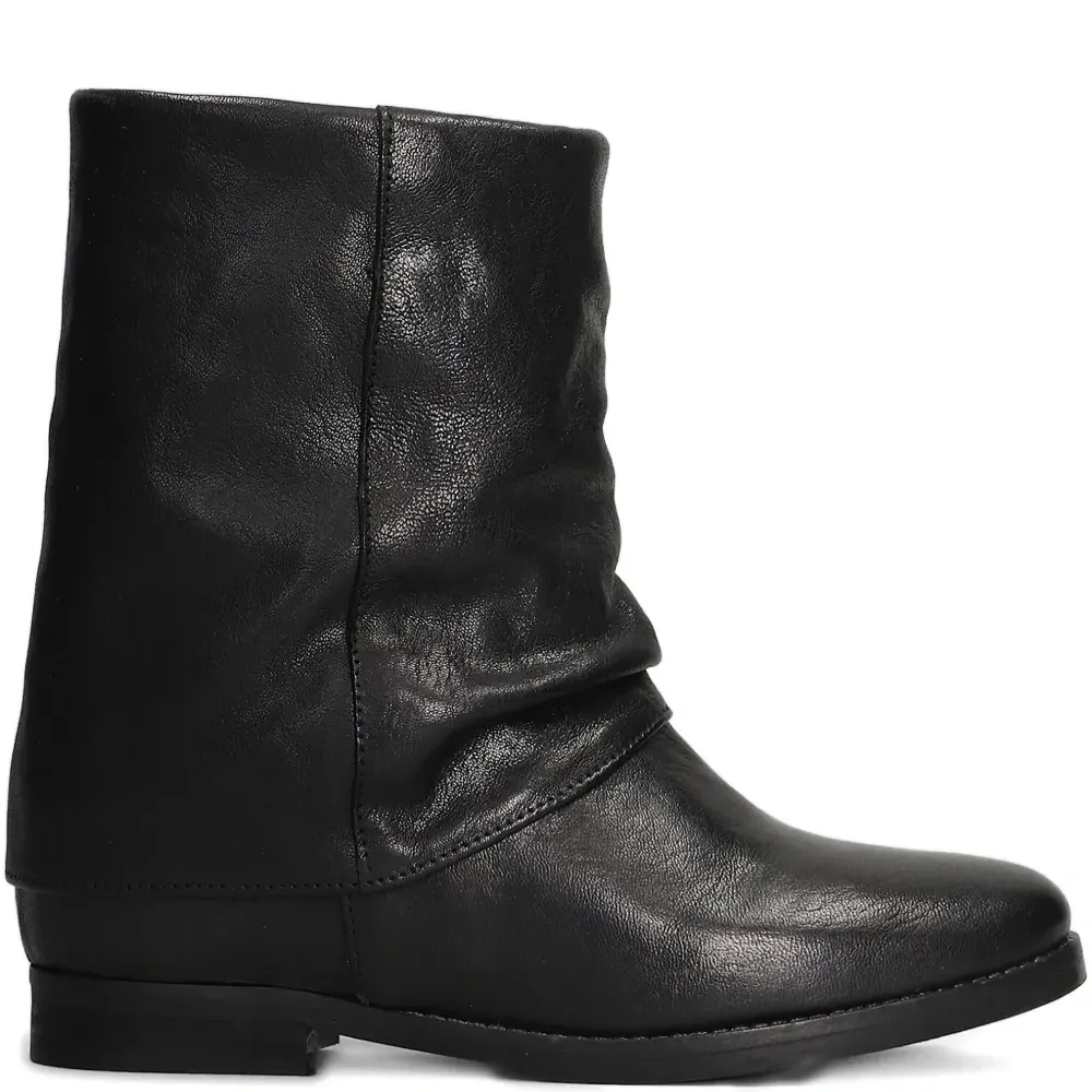 Кожаные ботинки