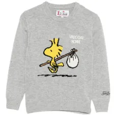 Свитер с круглым вырезом