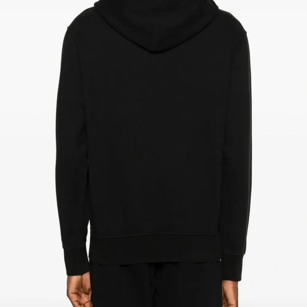 Худи с вышитым логотипом Худи с вышитым логотипом