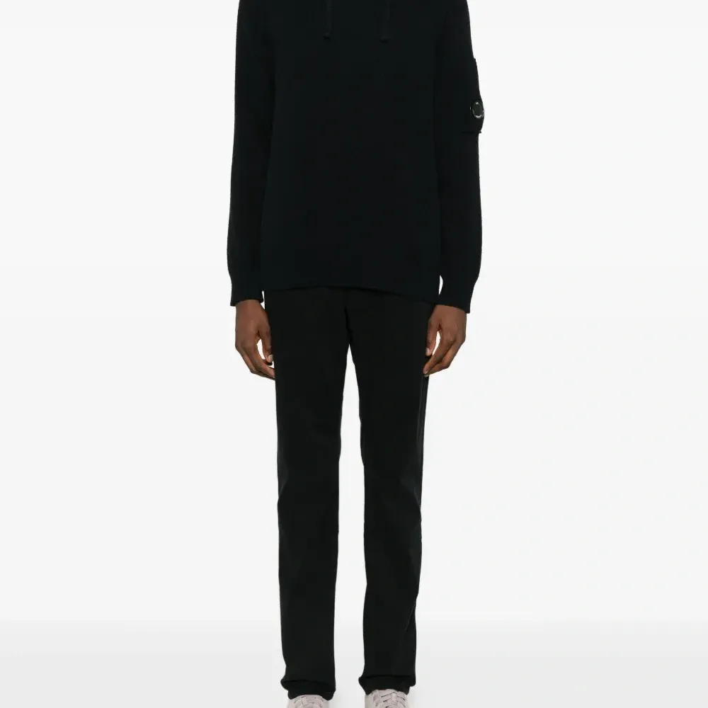 Худи с линзой