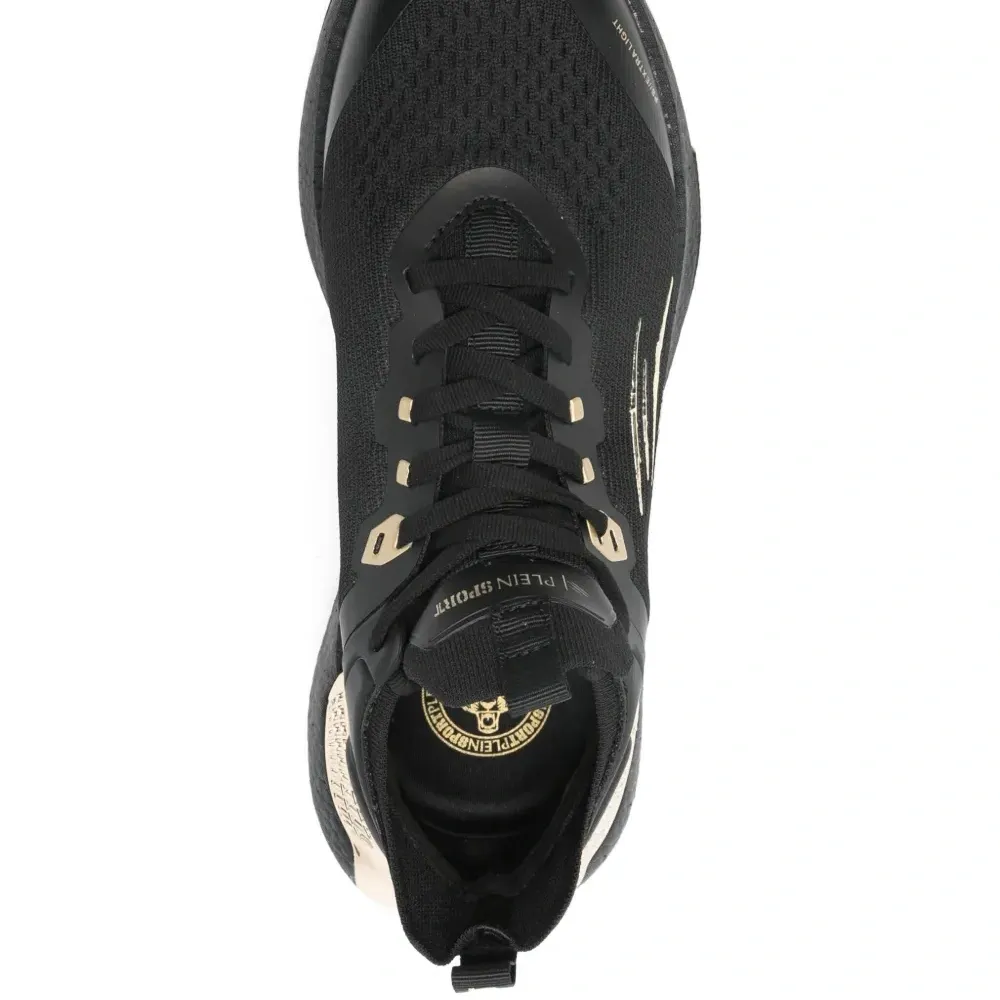 Массивные кроссовки Массивные кроссовки