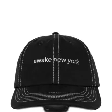 Бейсболка с вышитым логотипом