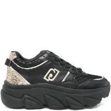 Кеды с логотипом-нашивкой