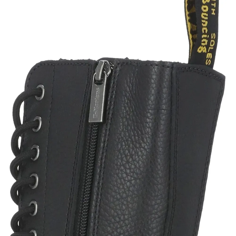 Ботинки на платформе со шнуровкой