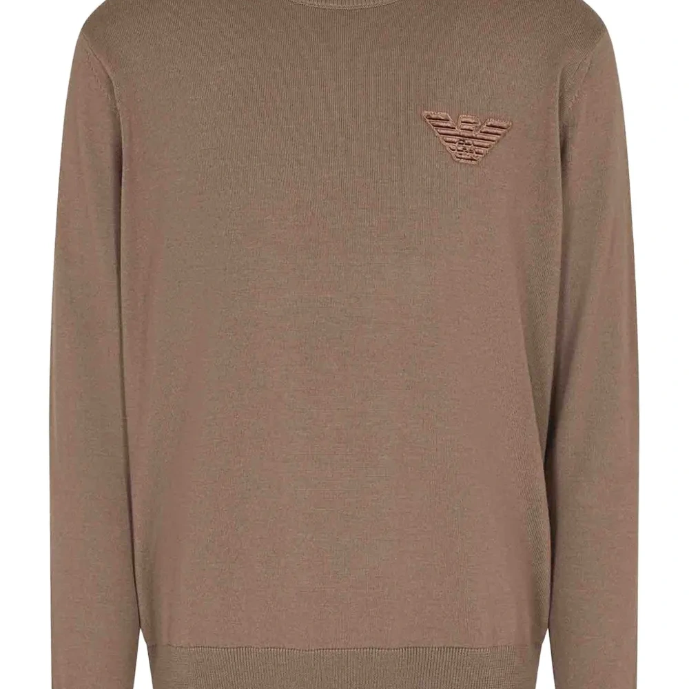 Вышитый свитер с круглым вырезом