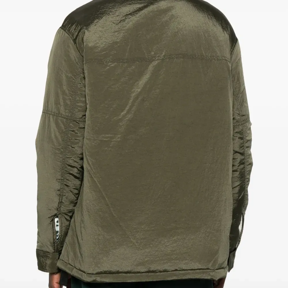 Пиджак с клапанами на карманах Пиджак с клапанами на карманах