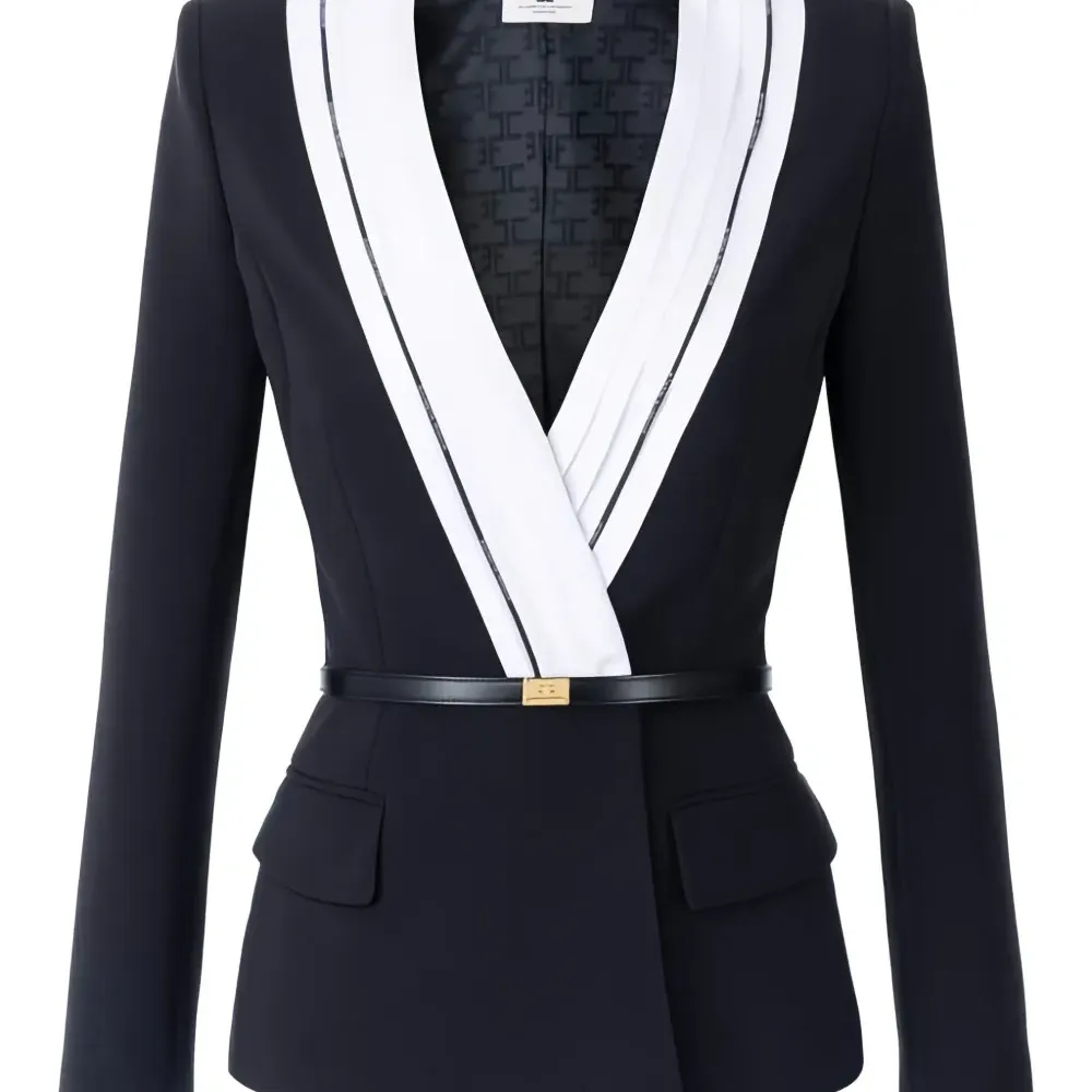 Плиссированная куртка с кантом и логотипом