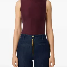 Рифленый топ-майка с декоративными пуговицами Рифленый топ-майка с декоративными пуговицами