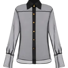 Блузка на пуговицах