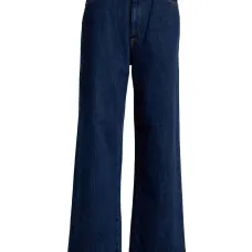 Джинсы на пуговицах