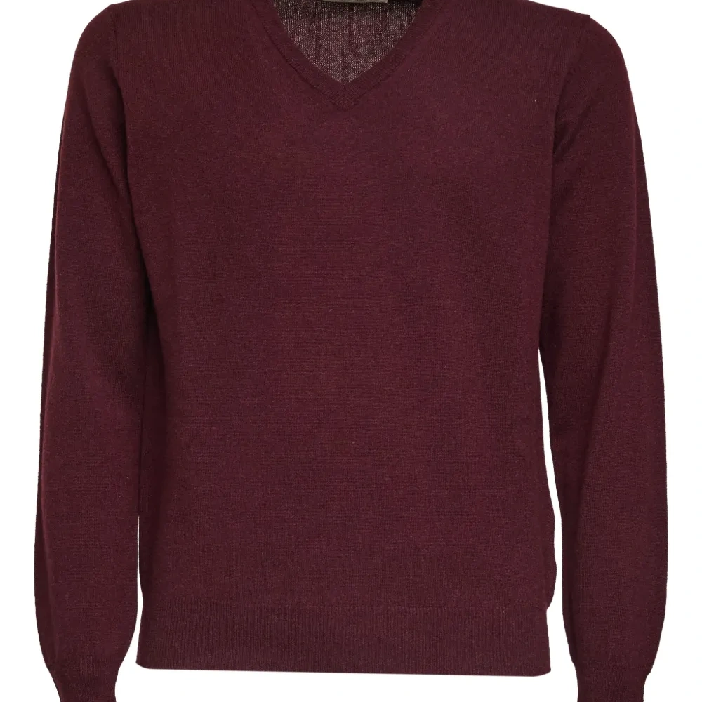 Кашемировый свитер с V-образным вырезом