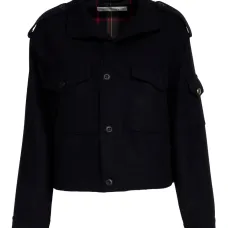 Куртка с карманами