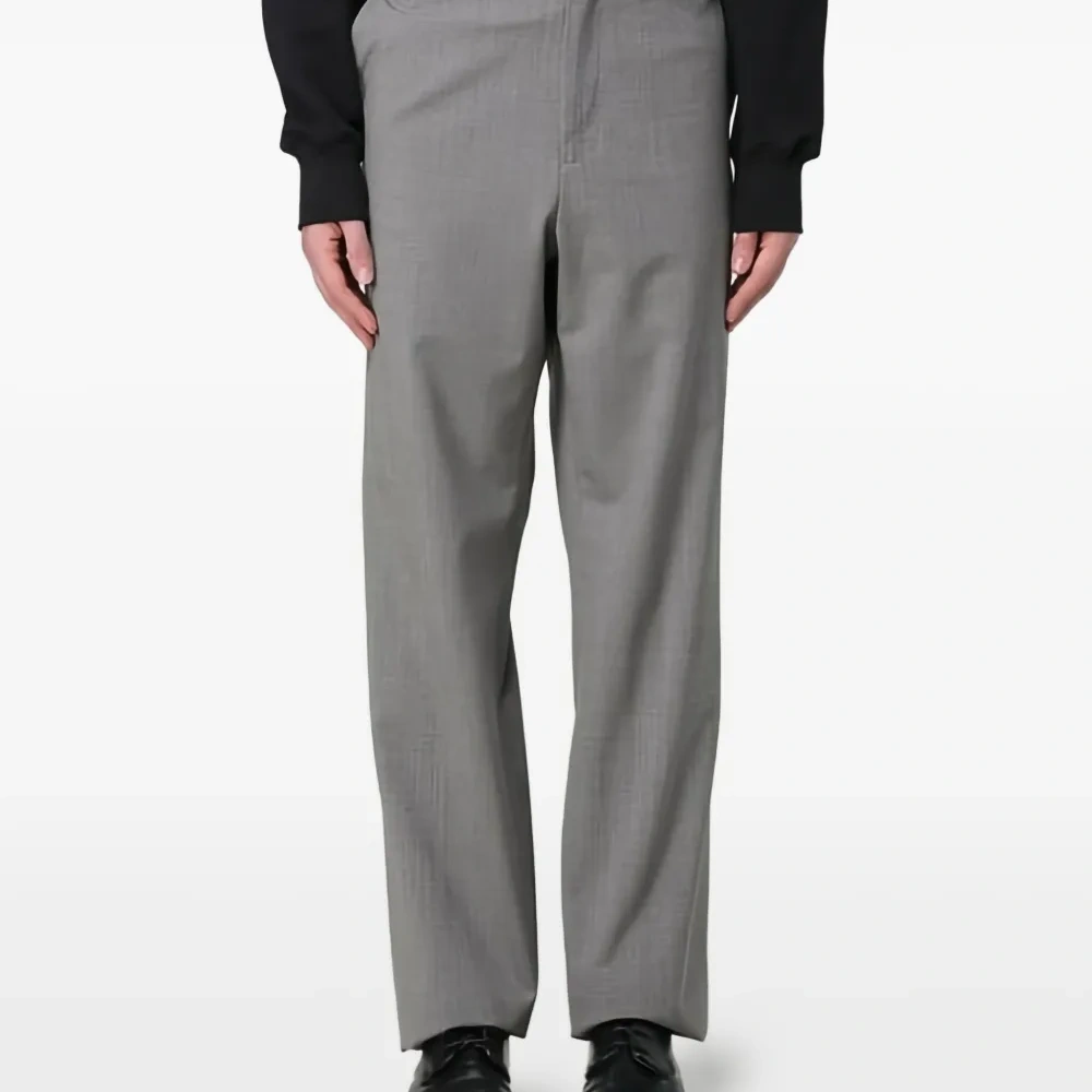 Брюки с нашивкой-логотипом