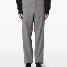 Брюки с нашивкой-логотипом