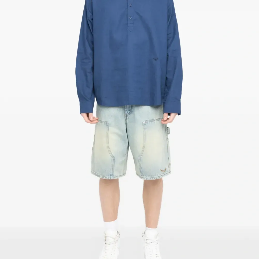 Футболка на пуговицах