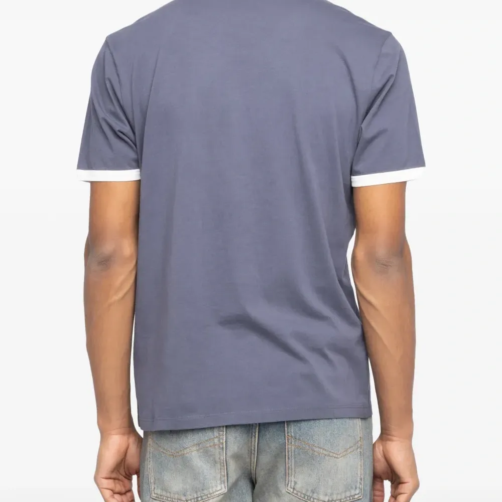 Футболка с принтом