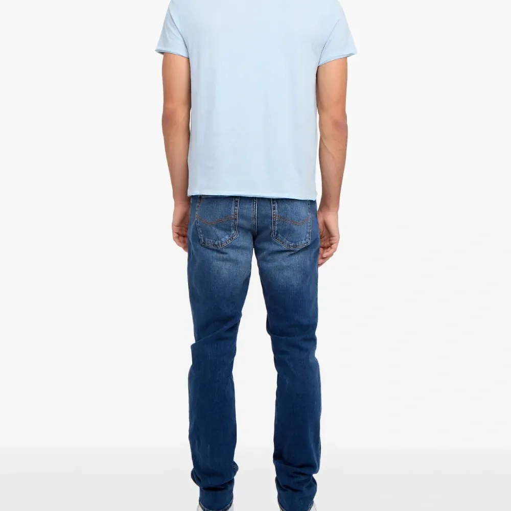 Футболка хенли Monsatir