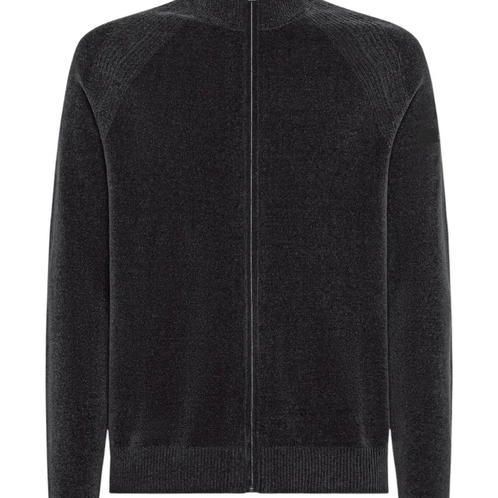 Свитер на молнии