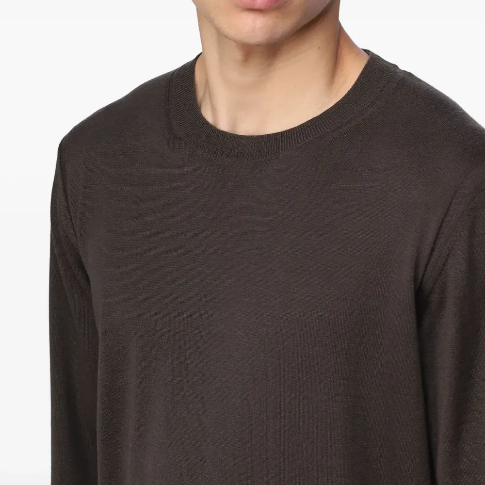 Топ с круглым вырезом