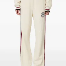 Брюки с лампасами