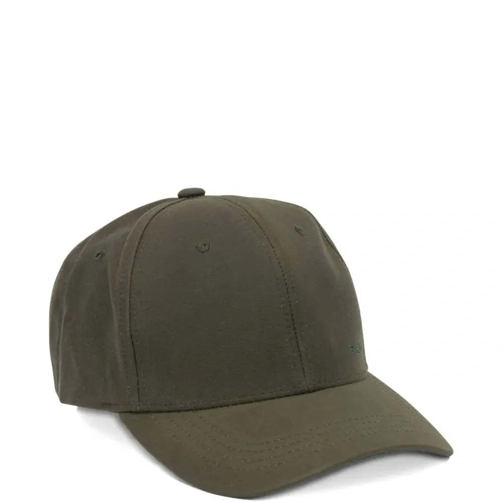 Бейсболка с логотипом