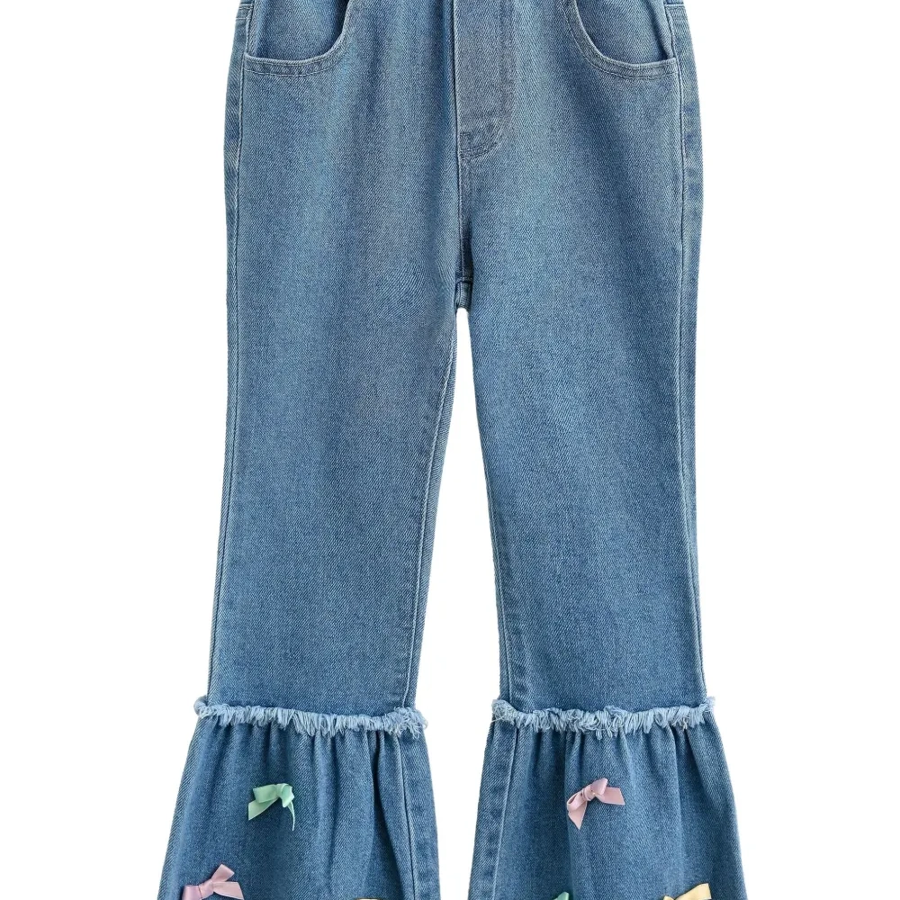 Расклешенные джинсы