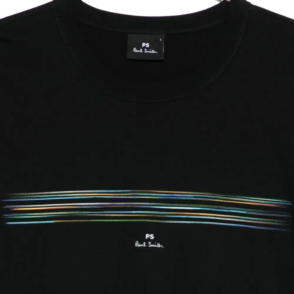 Футболка в полоску с размытым эффектом Футболка в полоску с размытым эффектом